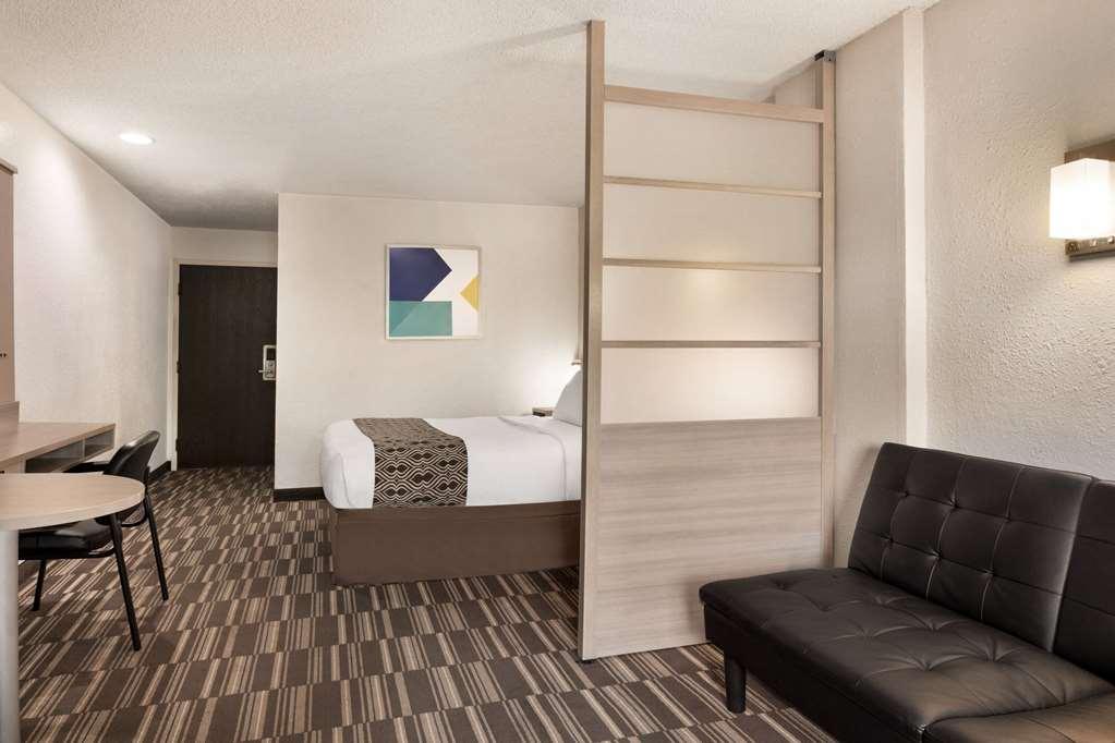 Microtel Inn & Suites By Wyndham Florence/Cincinnati Airpo Номер фото