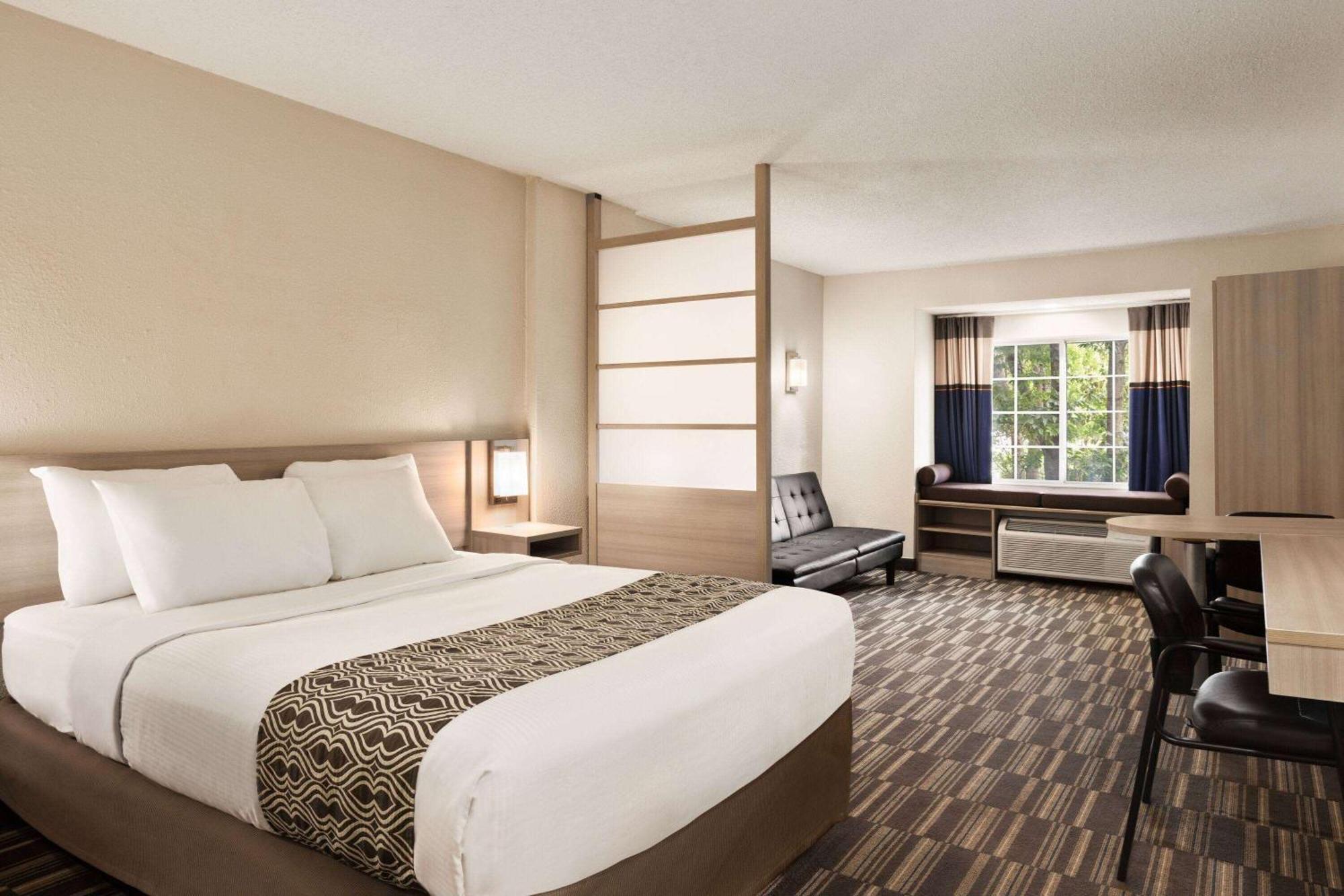 Microtel Inn & Suites By Wyndham Florence/Cincinnati Airpo Экстерьер фото